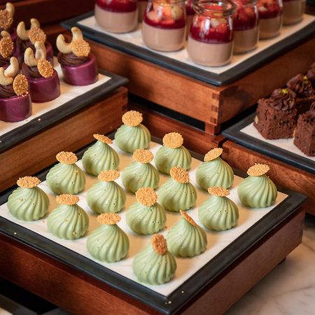 Holiday Inn Chongqing Guanyinqiao By Ihg Eksteriør billede