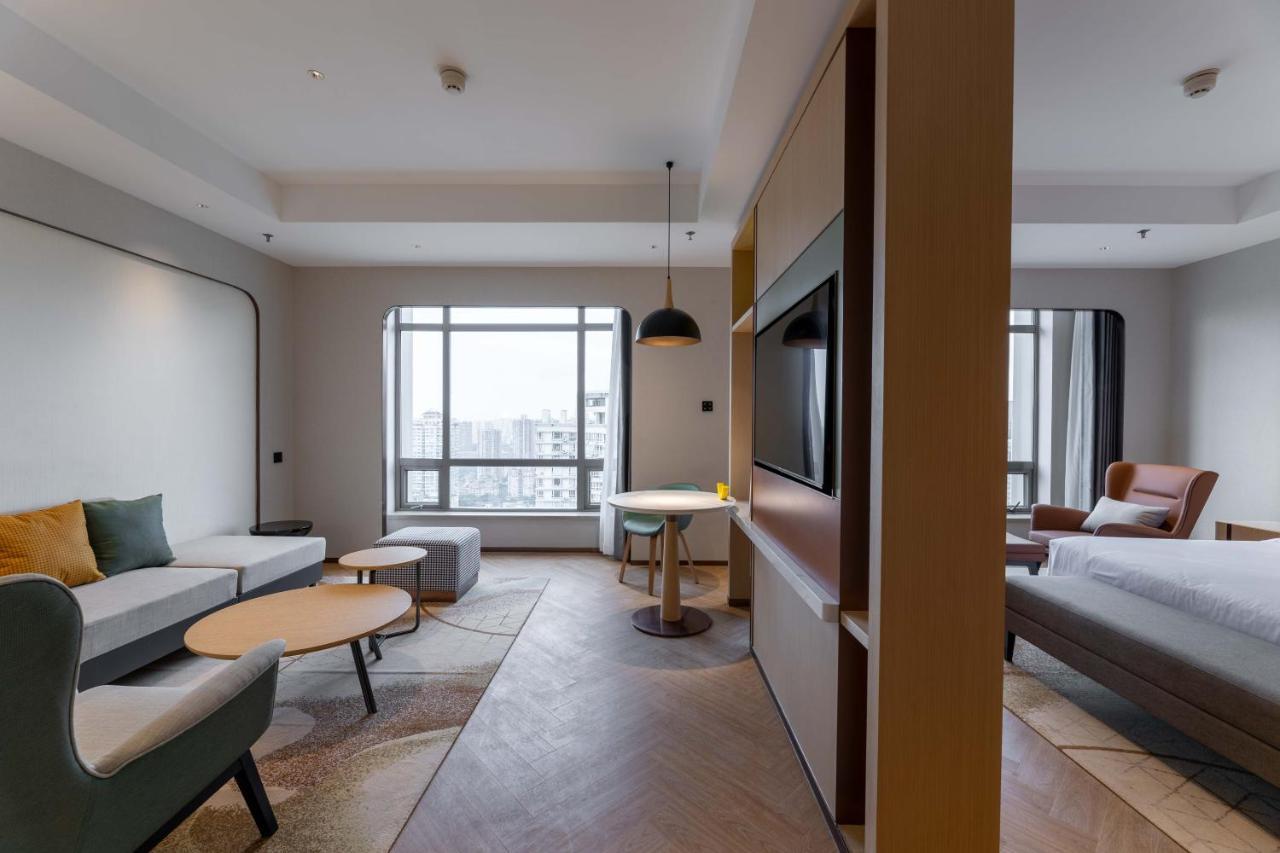 Holiday Inn Chongqing Guanyinqiao By Ihg Eksteriør billede