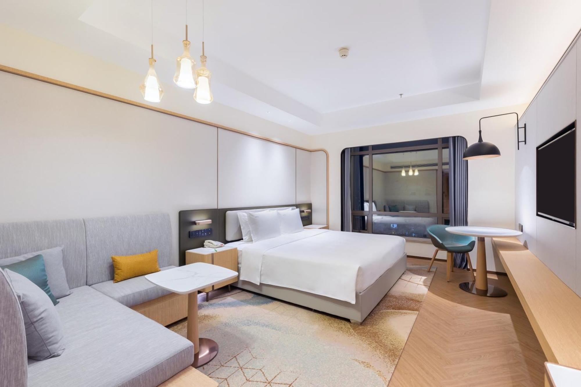 Holiday Inn Chongqing Guanyinqiao By Ihg Eksteriør billede